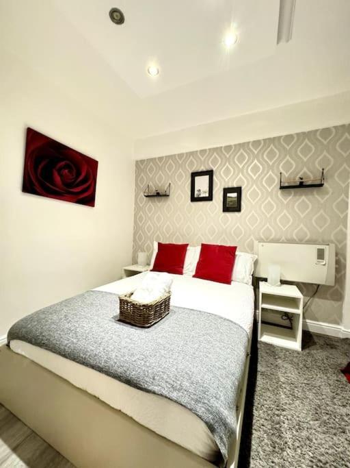 Centrally-Located Gem In Marble Arch, 런던 외부 사진